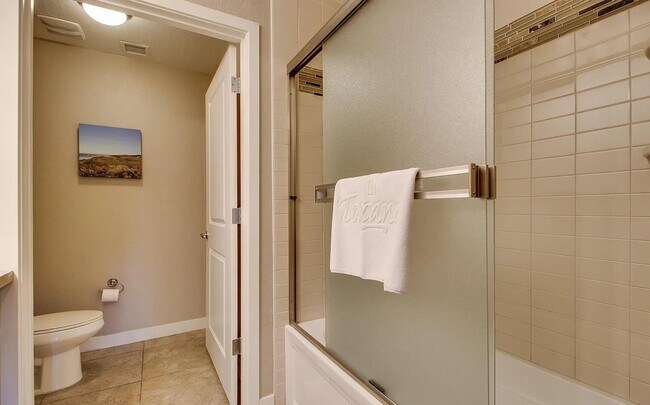 Foto del edificio - 5450 E Deer Valley Dr