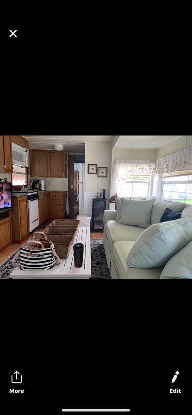 living/dining area with queen sleeper - 100 Barefoot Williams Rd