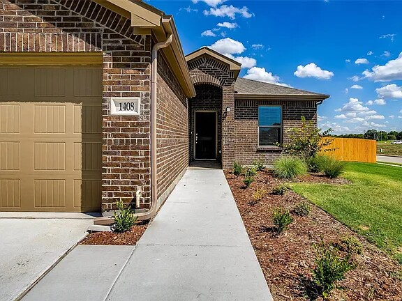 Building Photo - 1408 Alexandria Dr