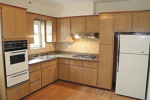 Primary Photo - 138 Park Ave