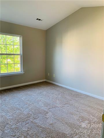 Building Photo - 10132 Ballyclare Ct