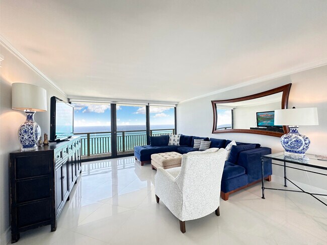 Building Photo - 3000 N Ocean Dr