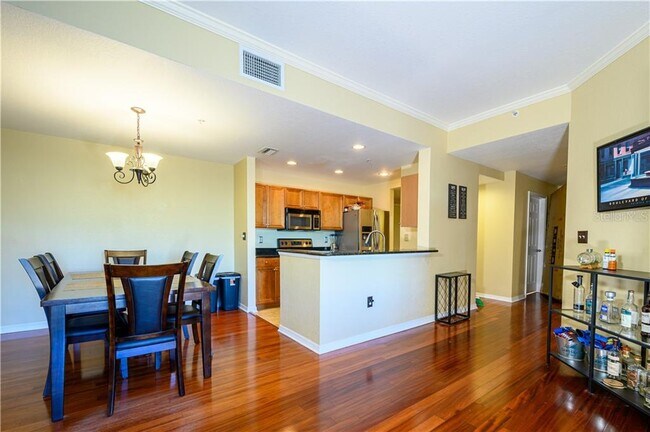 Building Photo - 700 S Harbour Island Blvd