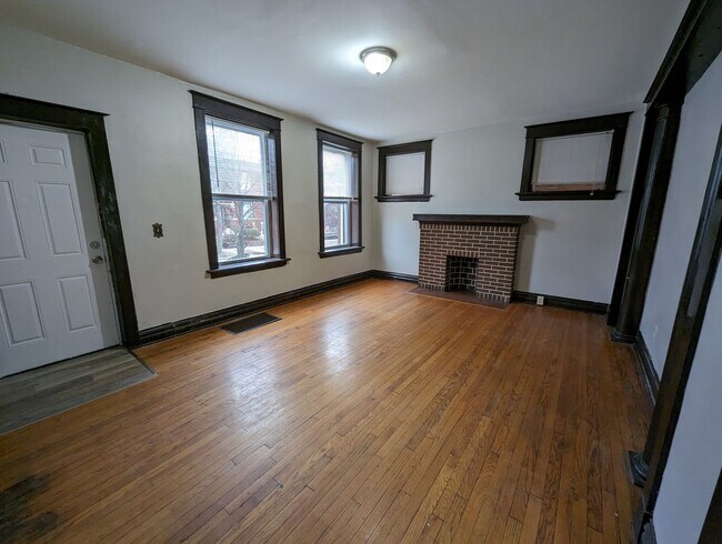 Foto del edificio - 3643 Pennsylvania Ave