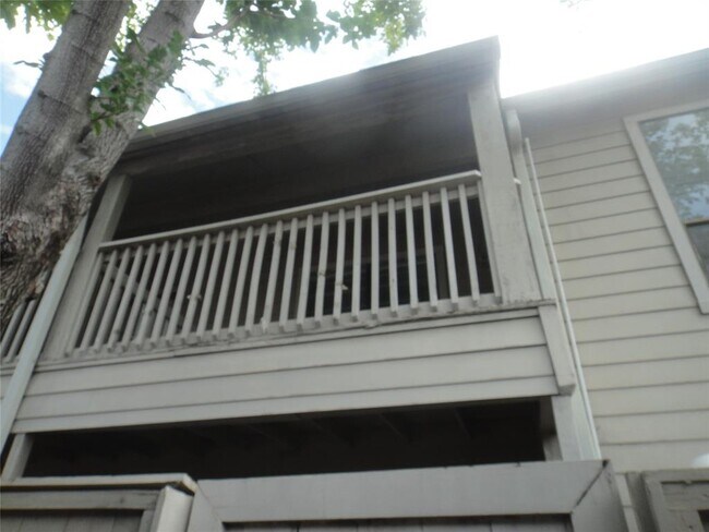 Foto del edificio - 9578 Windswept Ln