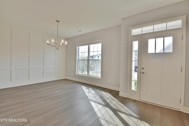 Photo - 9634 Snowy Clf Ln House