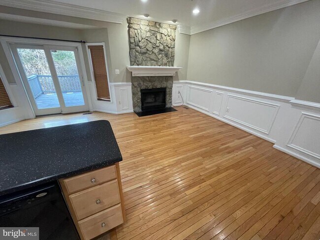 Foto del edificio - 5729 Goldfinch Ct