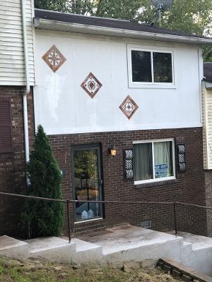 Building Photo - 110 Town Ct