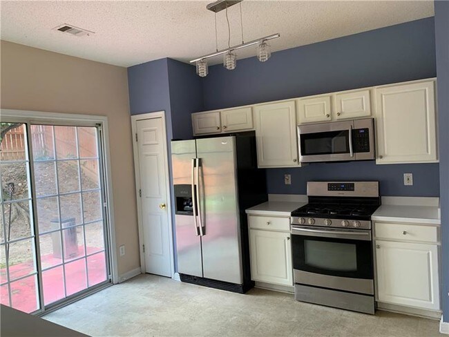 Building Photo - 2803 Regent Walk Dr