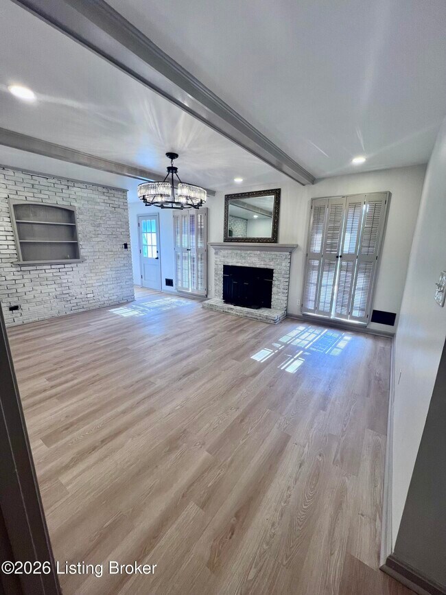 Foto del edificio - 8909 Gonewind Ct