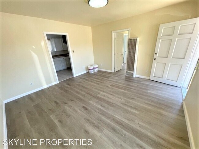 Building Photo - 2 br, 1 bath House - 2849 E CADE ST