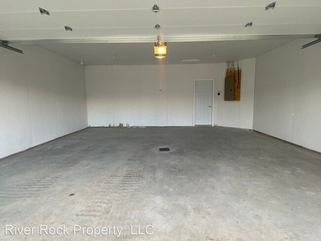 Building Photo - 3 br, 2 bath House - 6855 67th St S