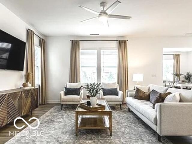 Foto del edificio - 6233 Sycamore Dr
