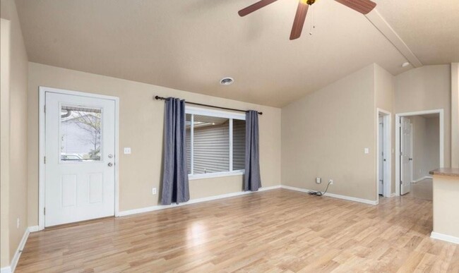 Foto del edificio - 3 Bedroom 2 Bath Home in River Point