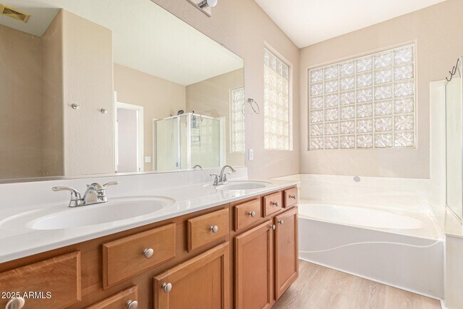 Building Photo - 20910 E Sonoqui Dr