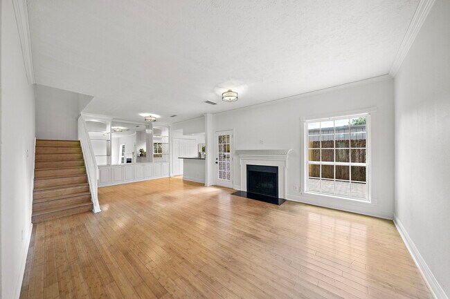 Foto del edificio - 2220 Bering Dr