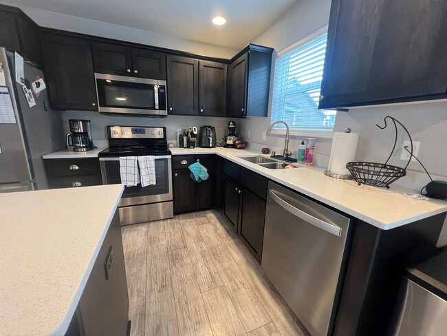 Building Photo - 9746 Gilded Cider Blvd