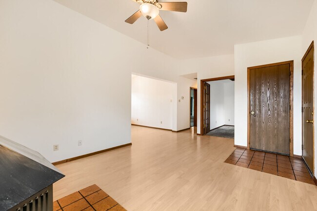 Foto del edificio - 2384 Stepping Stones Way