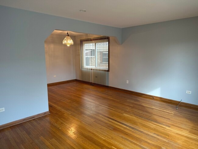 Building Photo - 3742 N Harlem Ave