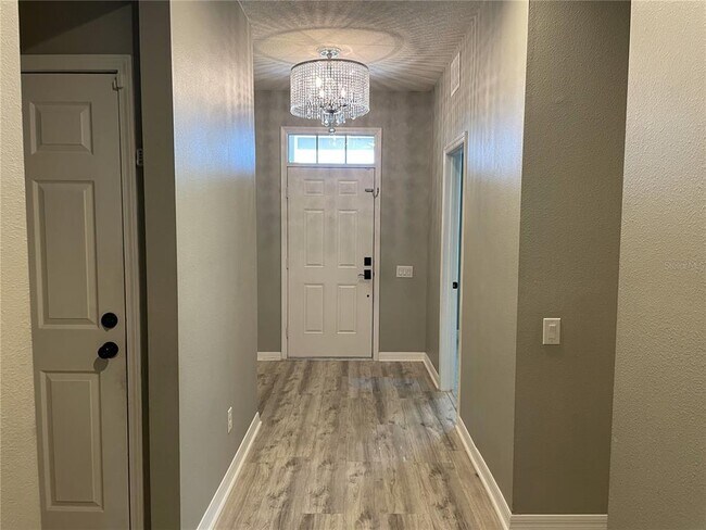 Building Photo - 11019 55th Ct E