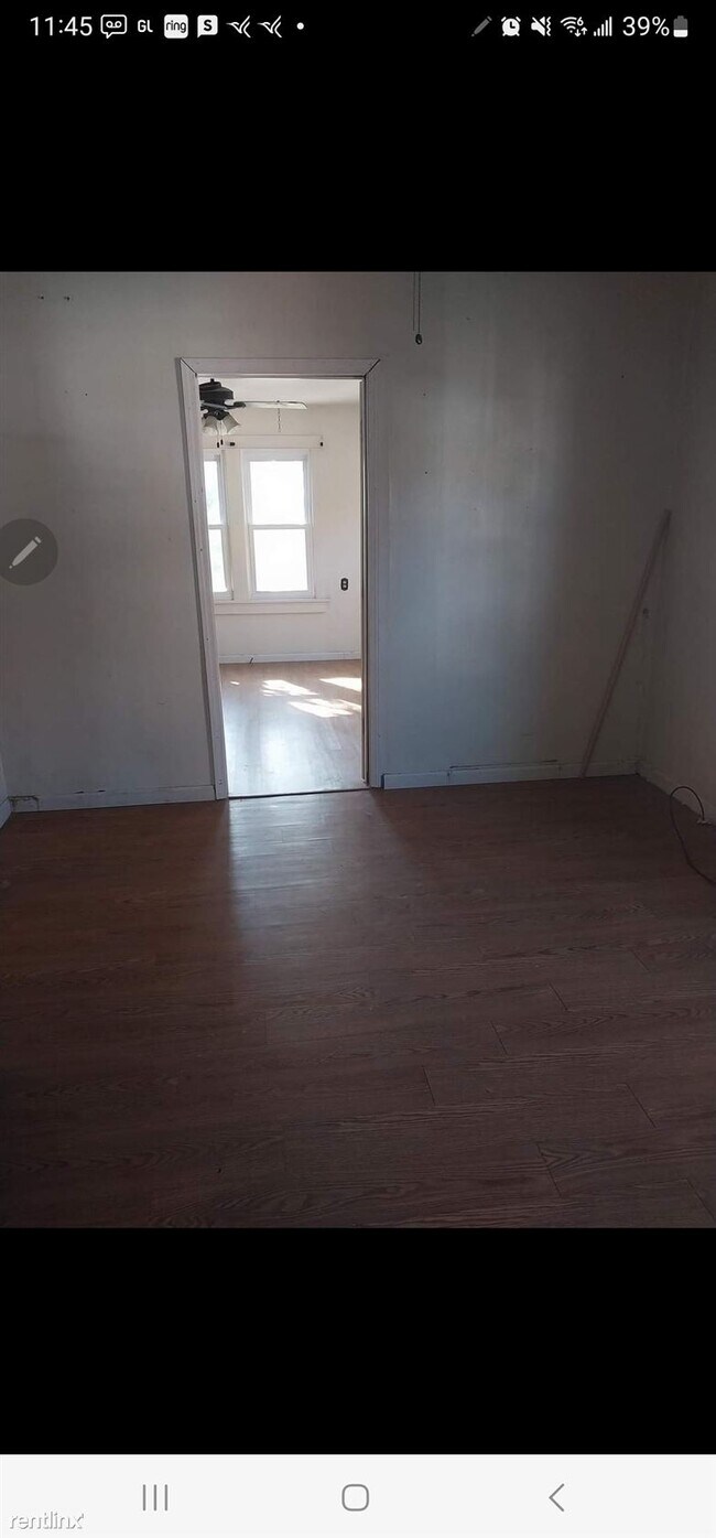 Foto del edificio - 3 br, 1 bath House - 2964 Iowa Street