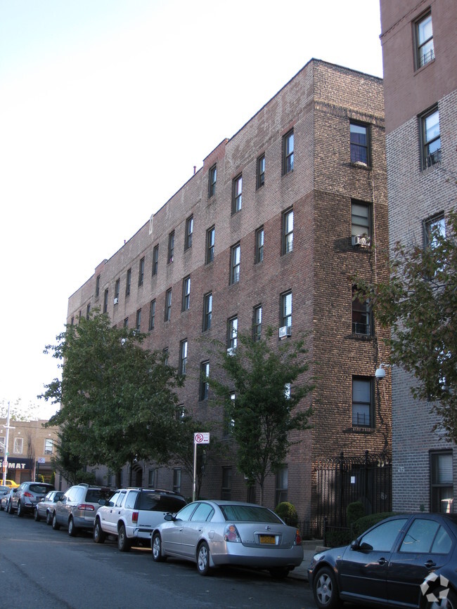 Building Photo - 35-33 64th St
