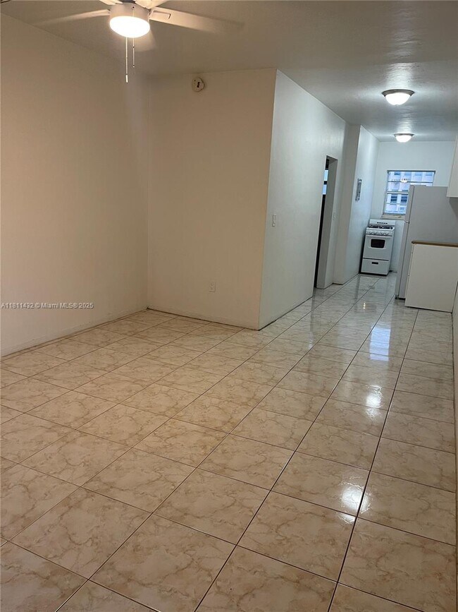 Foto del edificio - 620 76th St