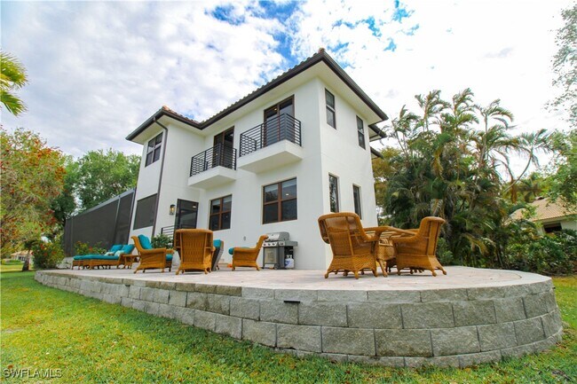 Building Photo - 7711 Santa Margherita Way