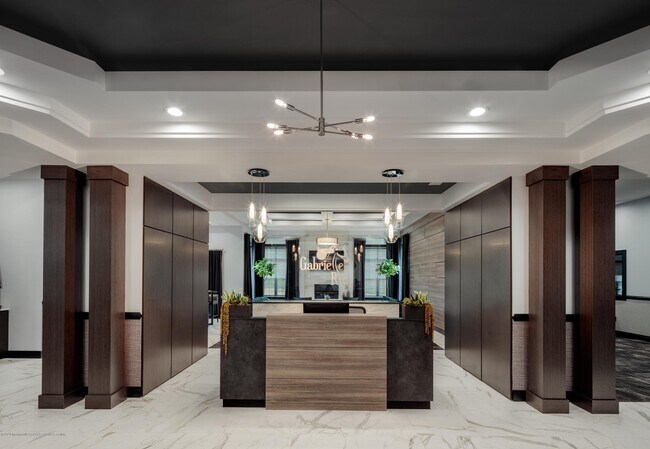 Foto del edificio - 442 Stallion Cir W