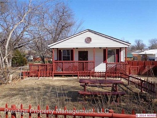 Primary Photo - 609 N Hodge St