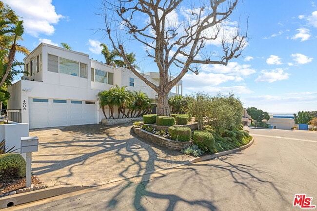Building Photo - 4908 Bunnie Ln