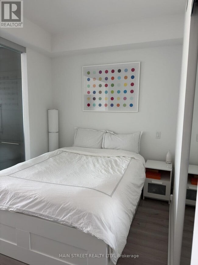 Photo du bâtiment - 155-3155 Yorkville Ave