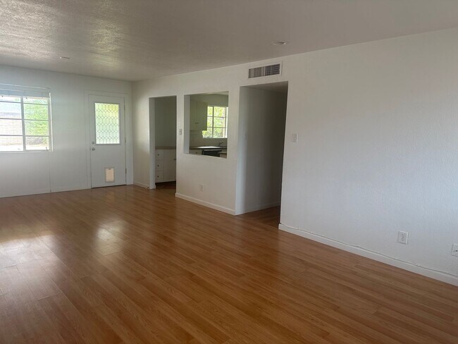 Foto del edificio - Scottsdale home ready for move in!!