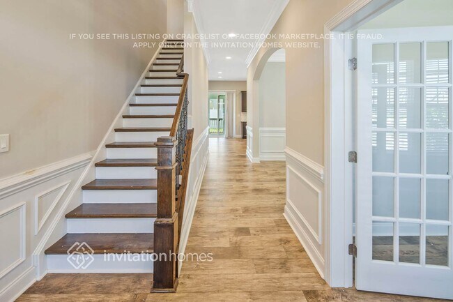 Building Photo - 1400 Thessallian Ln