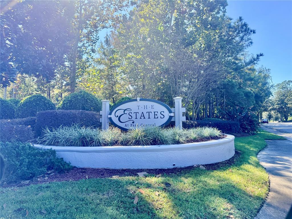 Foto principal - 2424 Grand Central Pkwy