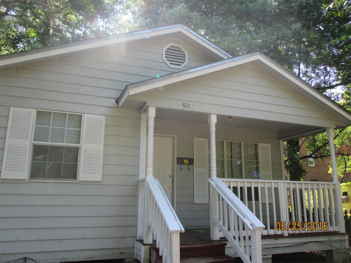 Primary Photo - 511 NW 10th St