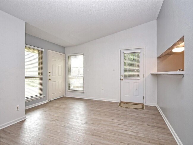 Building Photo - 1714 Rawhide Loop