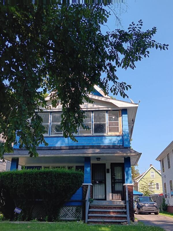 Foto del edificio - 1431 E 133rd St