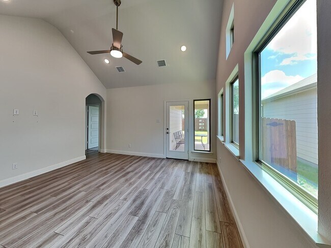 Foto del edificio - 925 King St