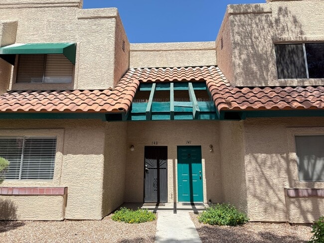 Building Photo - 6750 Del Rey Ave