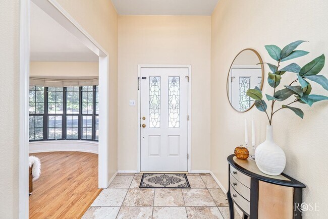 Foto del edificio - Gorgeous 3 bed/2bath home in The Bluffs AVAILABLE NOW!