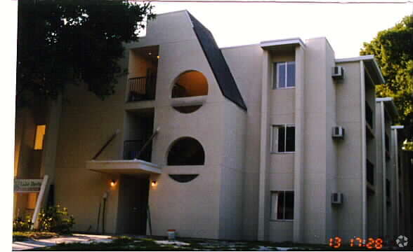 Primary Photo - Lake Davis Apartments