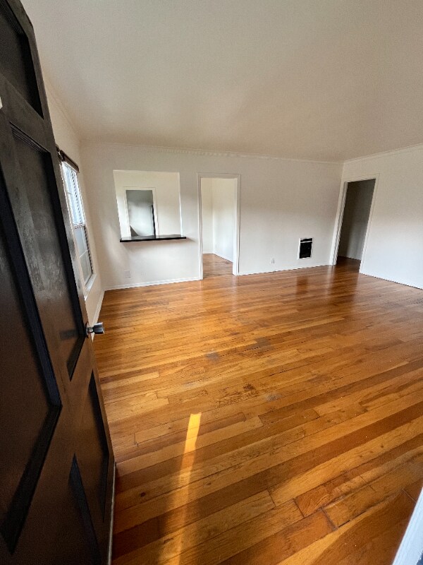 Foto del edificio - 6209 W Olympic Blvd