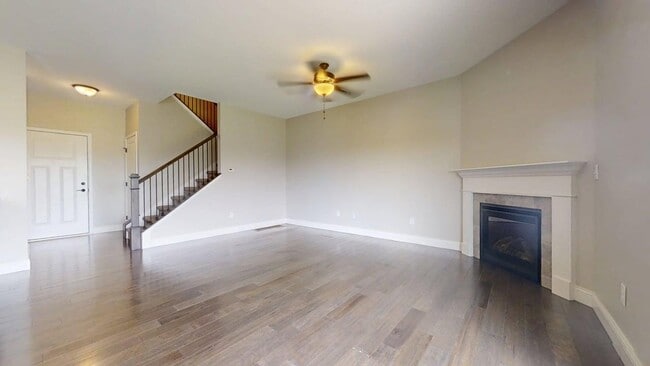 Building Photo - 800 Sedgegrass Dr