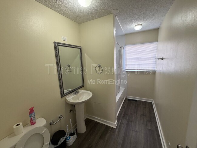 Foto del edificio - 716 S Washington St