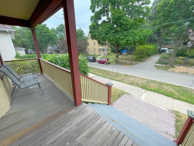 Building Photo - 1710 Van Hise Ave