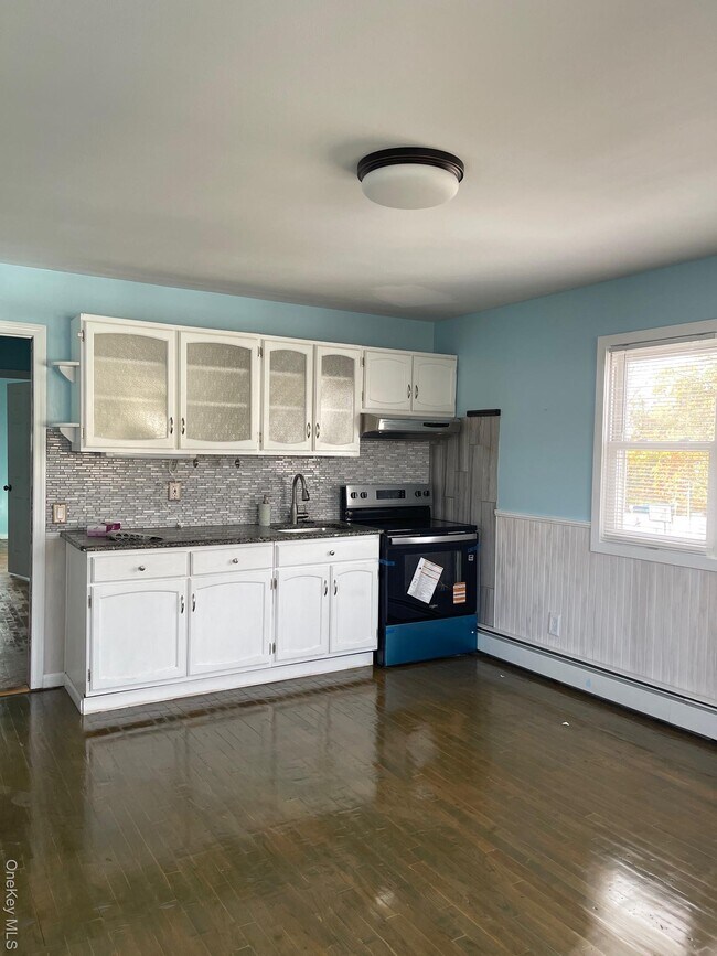 Foto del edificio - 14 Pine Acres Blvd