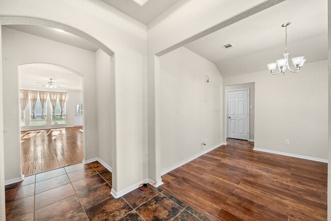 Foto del edificio - 15427 Signal Ridge Way