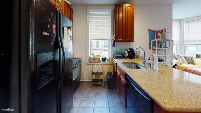 Foto del edificio - 1617 W Montgomery Ave