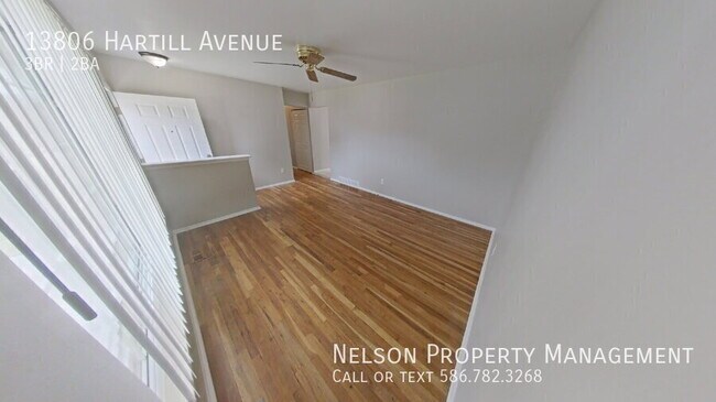 Foto del edificio - 13806 Hartill Ave